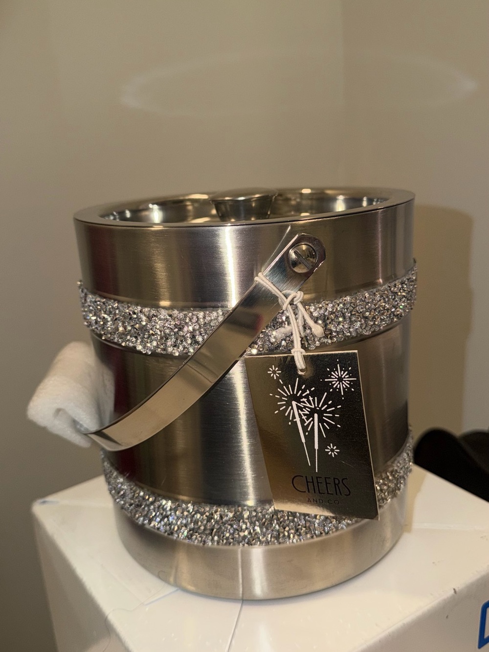 NWT BARWEAR COLLECTION Stainless Steel Silver bling Ice Bucket no ice tongs